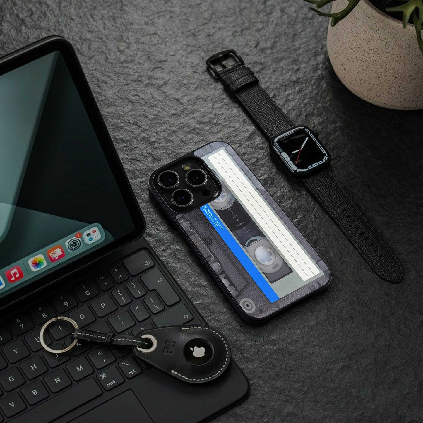 Cassette Retro Phone Case for Iphone 16 | Glass Case