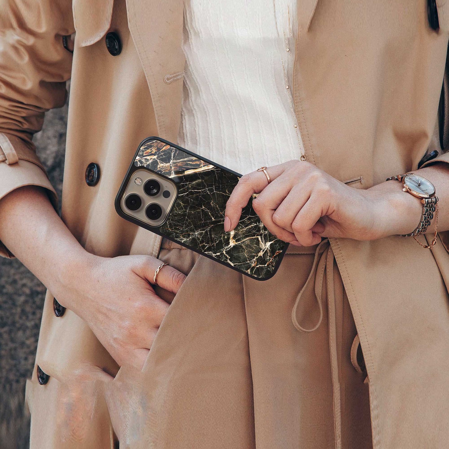 Midnight Gold Phone Case for Iphone 16 | Glass Case