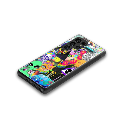 Alien Escape stylish phone case for samsung galaxy s25 ultra | glossy glass and slim fit