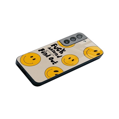 Find Out stylish phone case for samsung galaxy s22 | glossy glass and slim fit
