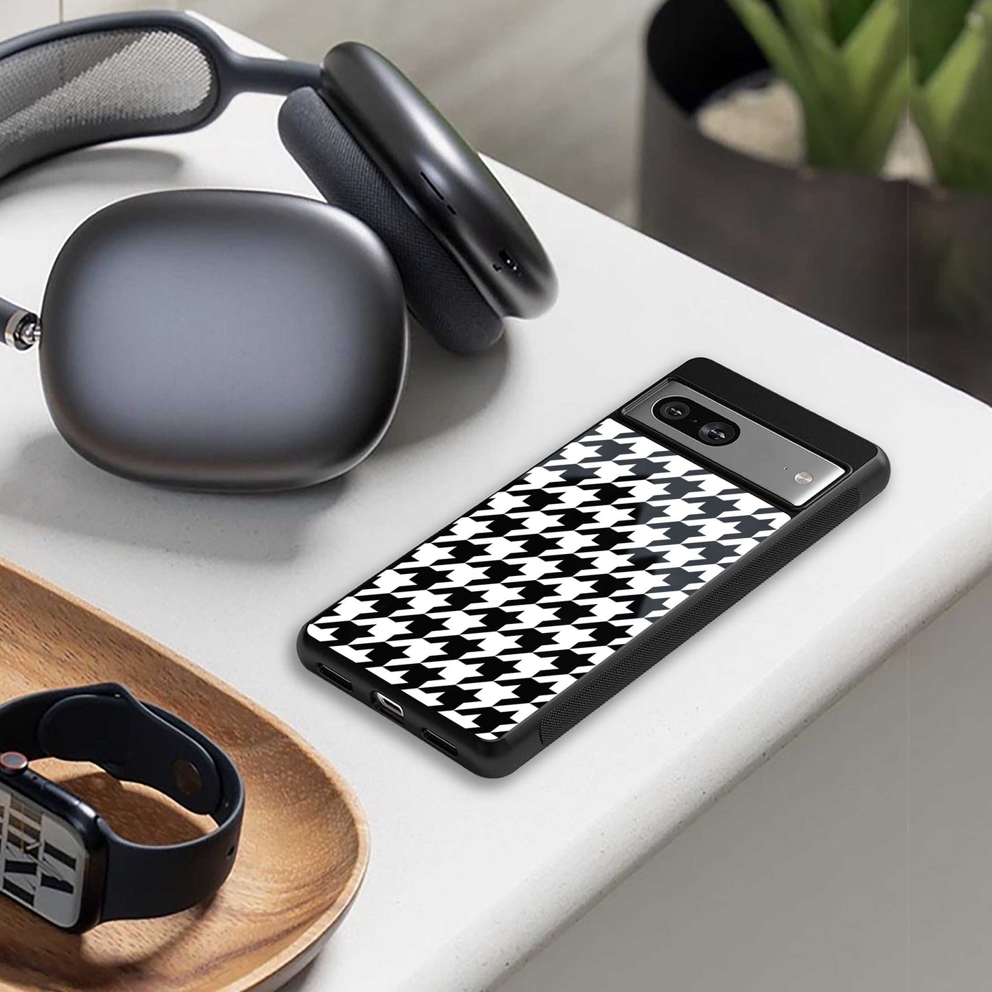 Houndstooth Phone Case for Iphone 16 | Glass Case