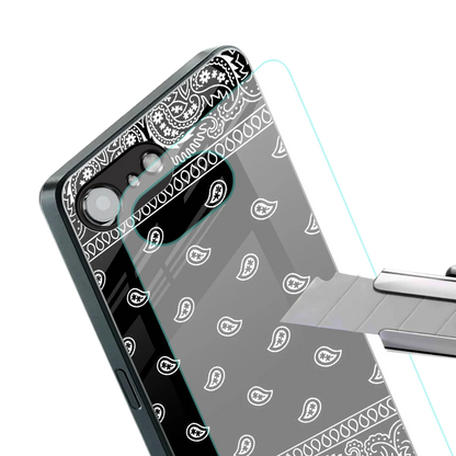 Paisley Black stylish phone case for iphone 17e | glossy glass and slim fit