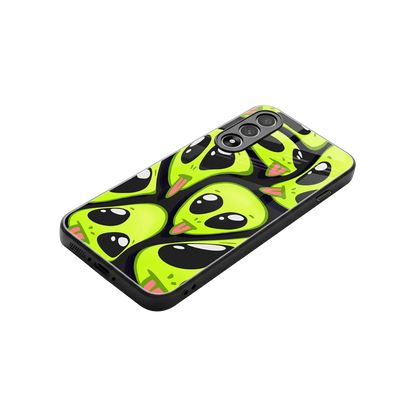 Trippy Aliens stylish phone case for oneplus nord 5 | glossy glass and slim fit
