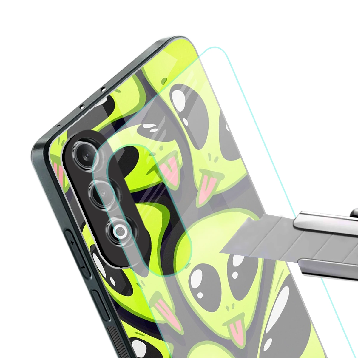Trippy Aliens stylish phone case for oneplus nord ce 4 | glossy glass and slim fit