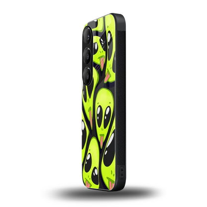 Trippy Aliens samsung galaxy s24 mobile cover | shockproof glass phone case