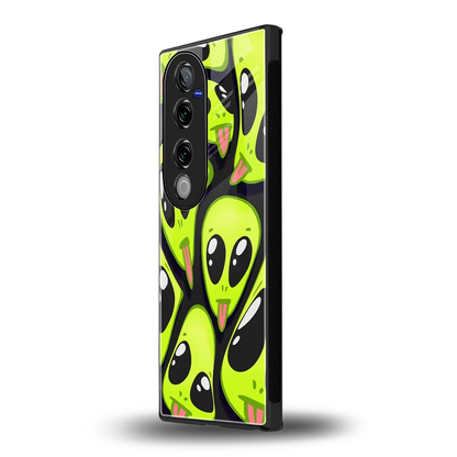 Trippy Aliens vivo v40 pro mobile cover | shockproof glass phone case