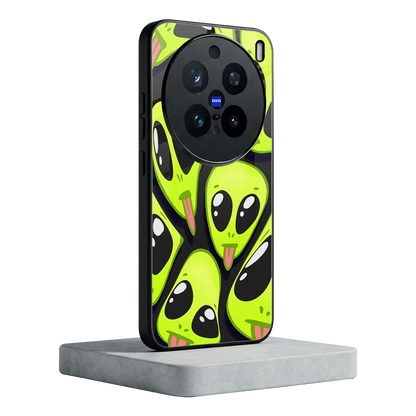 Trippy Aliens vivo x200 pro mobile cover | shockproof glass phone case