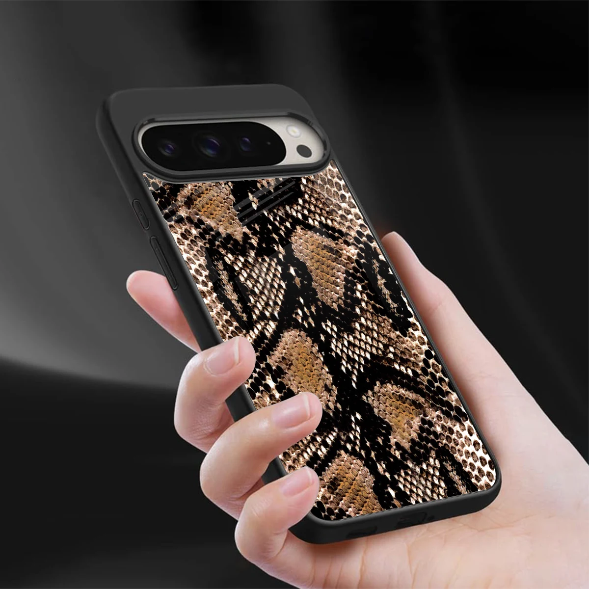 Venomous Luxe sleek google pixel 9 pro cover with tempered glass back and TPU edges